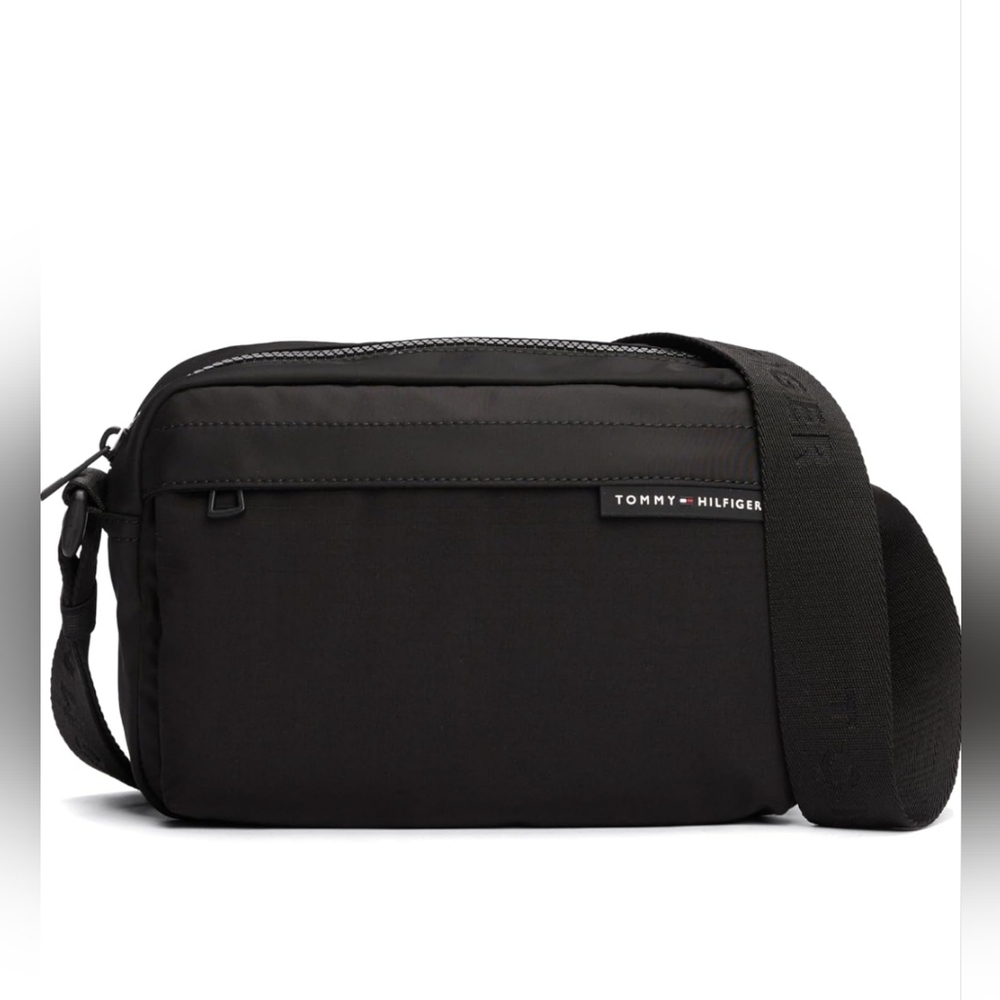 NWT Tommy Hilfiger Black Element Messenger Bag